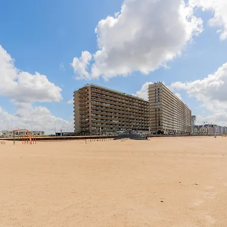 Lecomte - The Shoreline Collection Apartment