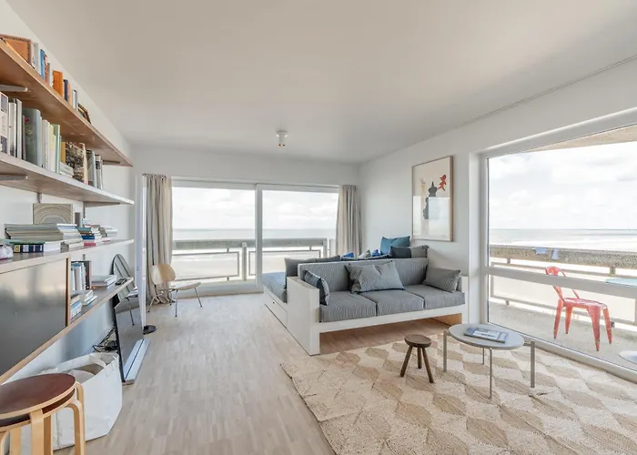 Lecomte - The Shoreline Collection Apartment *