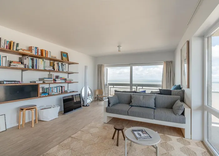 Lecomte - The Shoreline Collection Apartment *